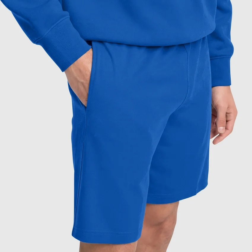 9" lette loungeshorts med C Logo-patch